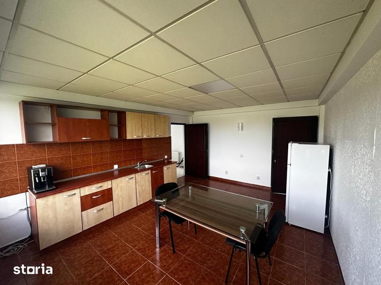 Spațiu comercial, de 9,443 mp, în Vest