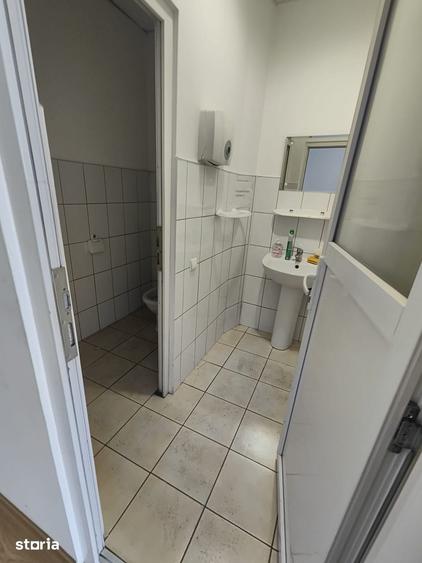 Spațiu comercial, de 1,216 mp, în Bartolomeu