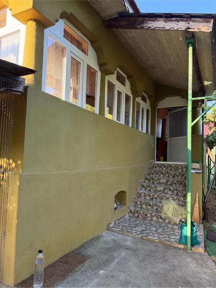Casă cu 3 camere cu Teren 700 Mp în Vierșani