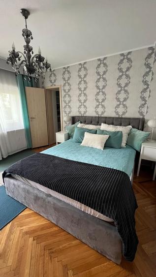 Apartament cu 4 camere semidecomandat, mobilat în Olimpia-Stadion