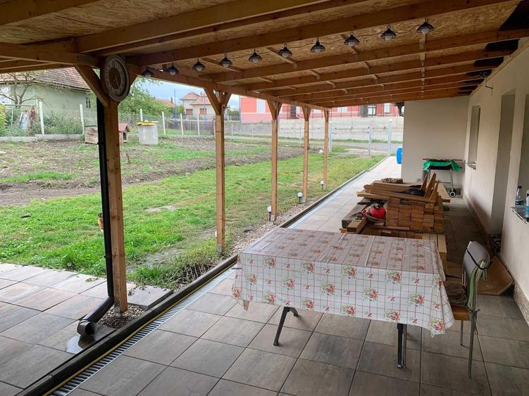 Casă cu 3 camere în Noșlac