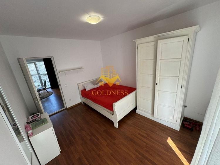 Apartament cu 4 camere semidecomandat în Zorilor