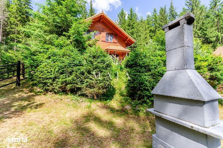 Casă cu 3 camere decomandat în Central