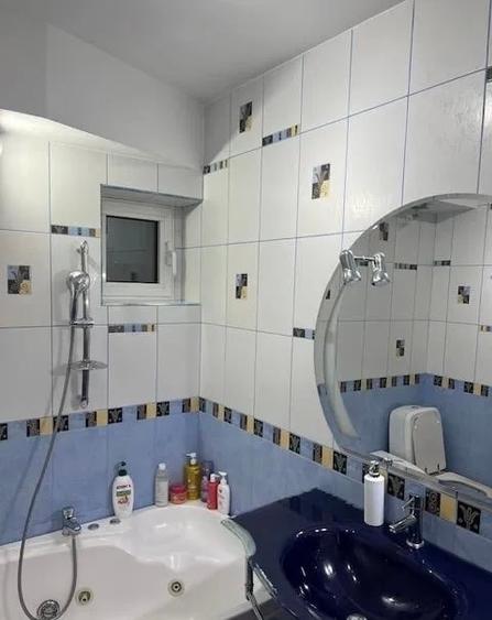 Apartament cu 3 camere decomandat, mobilat în Păcurari