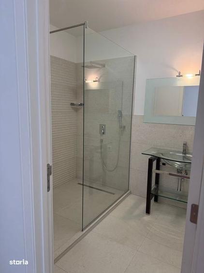Apartament cu 4 camere în Primăverii