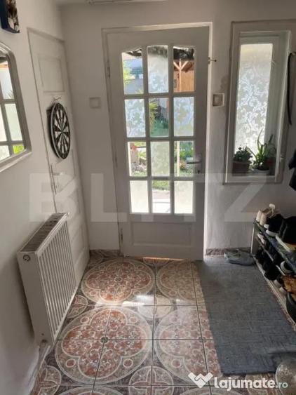 Casa Oradea ultracentrala, cu gard imprejmuire din placi de - 3