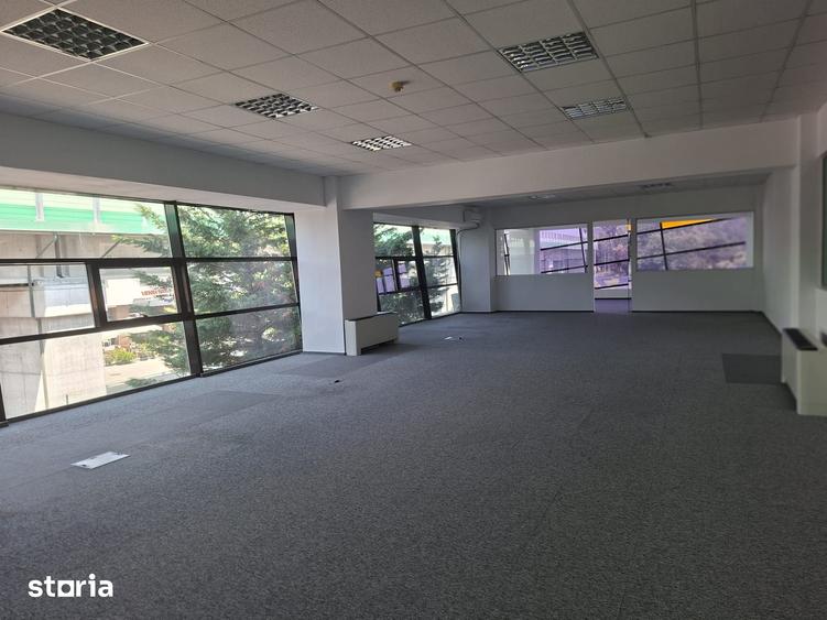 Spațiu comercial, de 260 mp, în Central