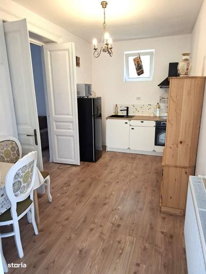 Casă cu 3 camere în Central