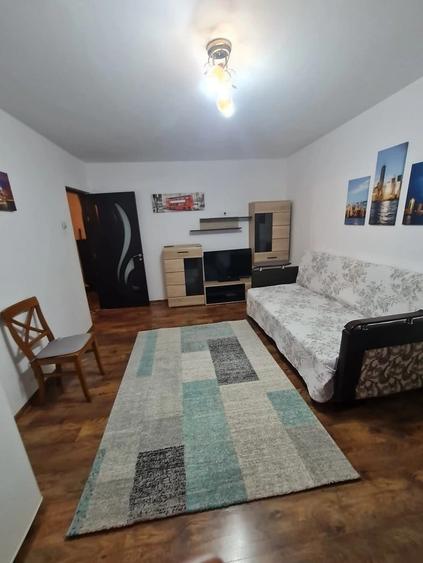 Apartament cu 2 camere nedecomandat în Tătărași