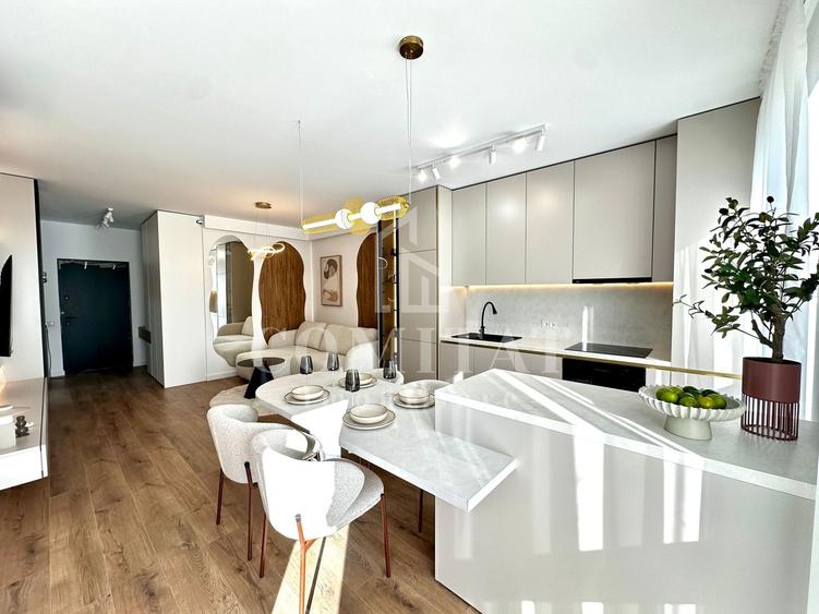 Apartament cu 2 camere semidecomandat, mobilat în Florești