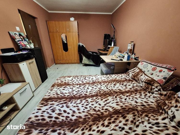 Apartament cu 3 camere în Mazepa 2