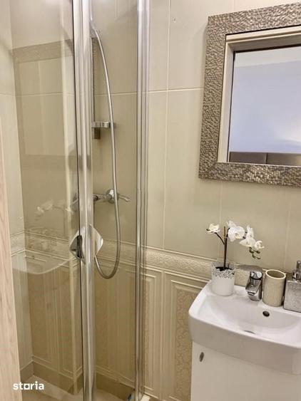 Apartament cu 3 camere decomandat în Domenii