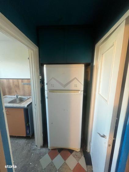 Apartament cu 3 camere în Podu Roș