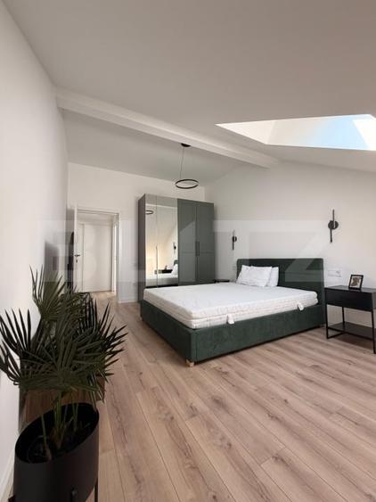 Apartament cu 3 camere semidecomandat, mobilat în Florești