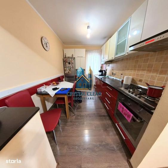 Apartament cu 3 camere decomandat în Tudor Vladimirescu