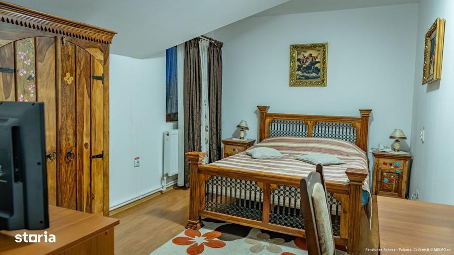 Spațiu comercial, de 600 mp, în Coșnea