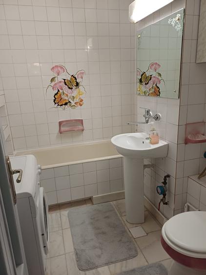 Apartament cu 2 camere decomandat în Dumbrăvița
