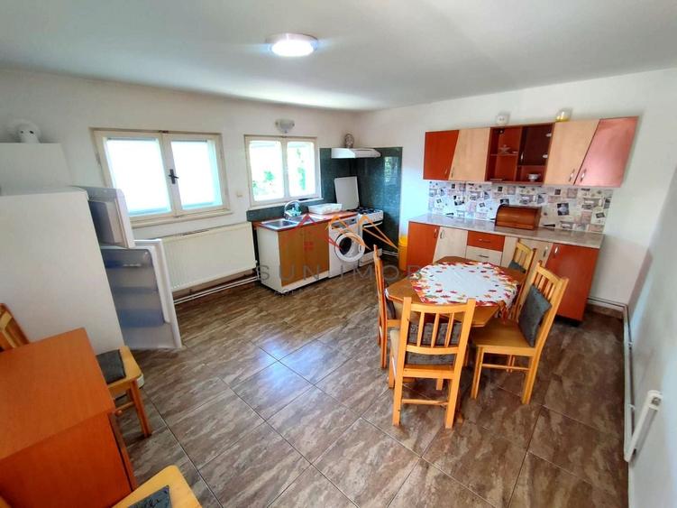 Apartament cu 3 camere în Calea Doftanei
