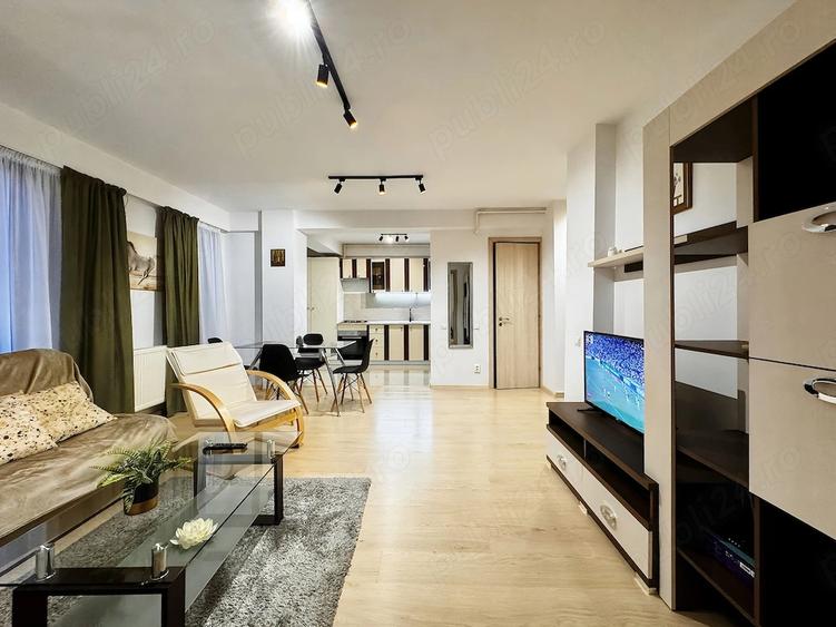 Apartament cu 2 camere semidecomandat în Moinești