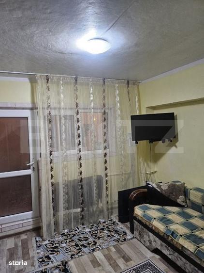 Apartament cu 2 camere semidecomandat în Ciupercenii Noi