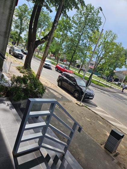 Apartament cu 2 camere decomandat în Independenței