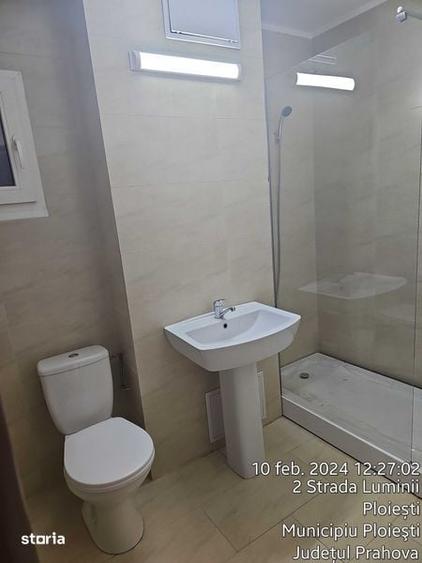 Apartament cu 4 camere în Republicii