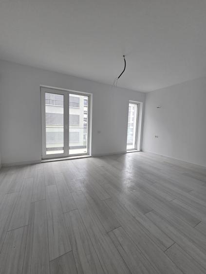 Apartament cu 2 camere decomandat în Universitate