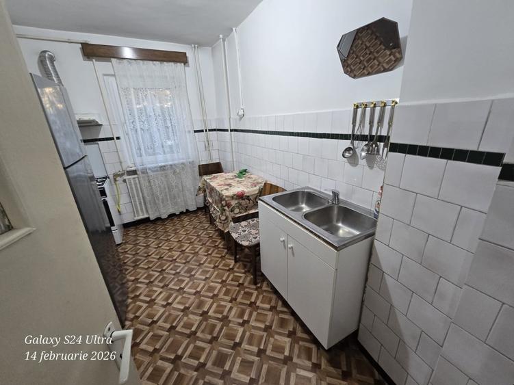 Apartament cu 2 camere decomandat în Prundu