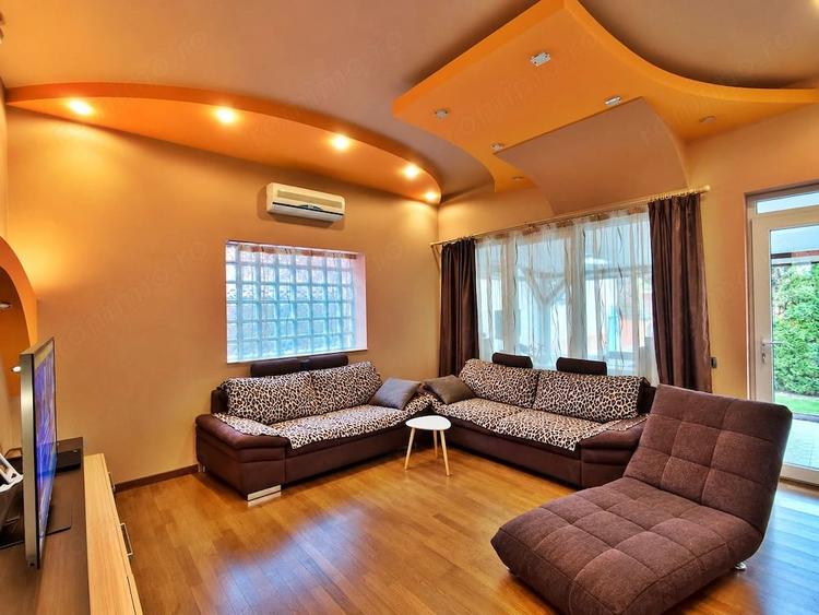 Casă cu 4 camere cu Teren 298 Mp în Rogerius