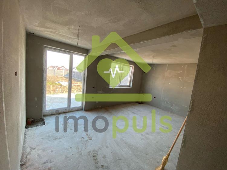 Duplex cu 4 camere cu Canalizare în Dumbrăvița