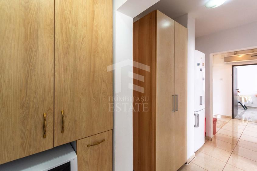 Apartament cu 4 camere decomandat, mobilat în Pantelimon