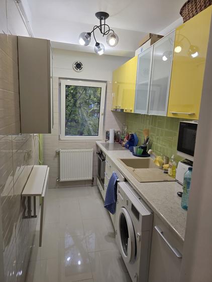 Apartament cu 2 camere semidecomandat în Floreasca