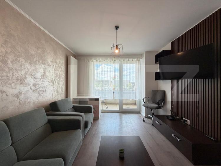 Apartament 2 camere de inchiriat cu parcare, etaj 1 - zona Coresi-Kasper - 1