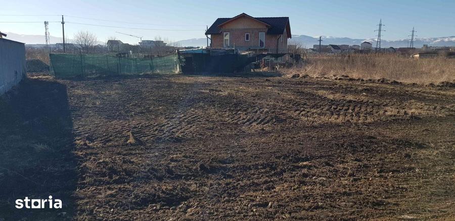 Teren de 500 mp, în Veterani