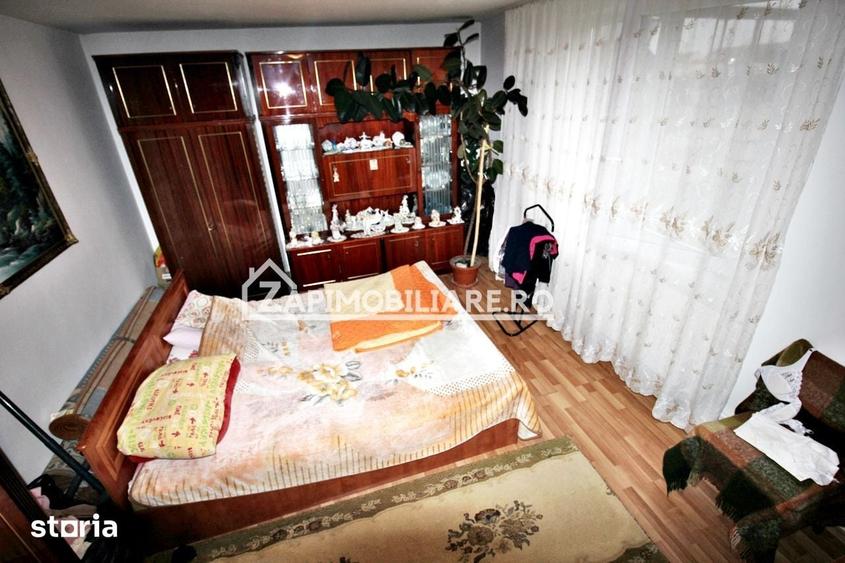 Casă cu 4 camere cu Teren 500 Mp în Mureșeni