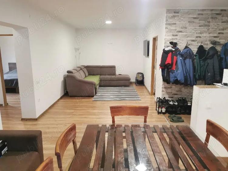 Casă cu Teren 800 Mp în Pănet