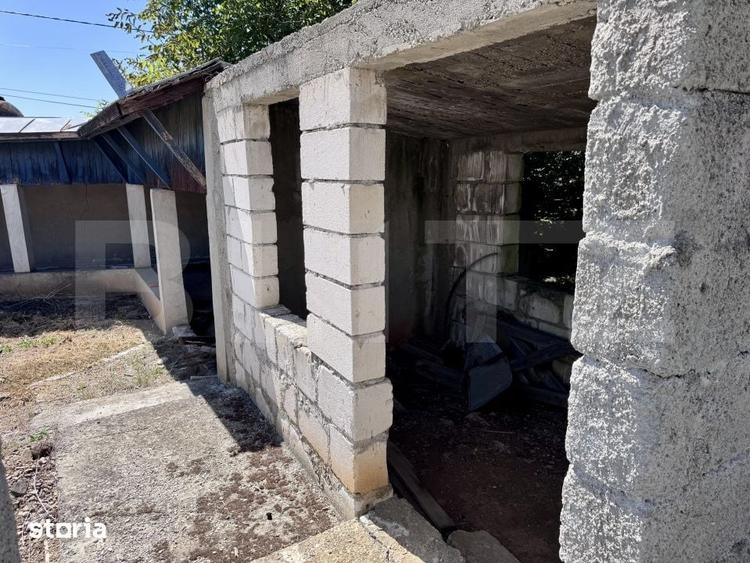 Casă cu 4 camere cu Teren 1000 Mp în Păulești
