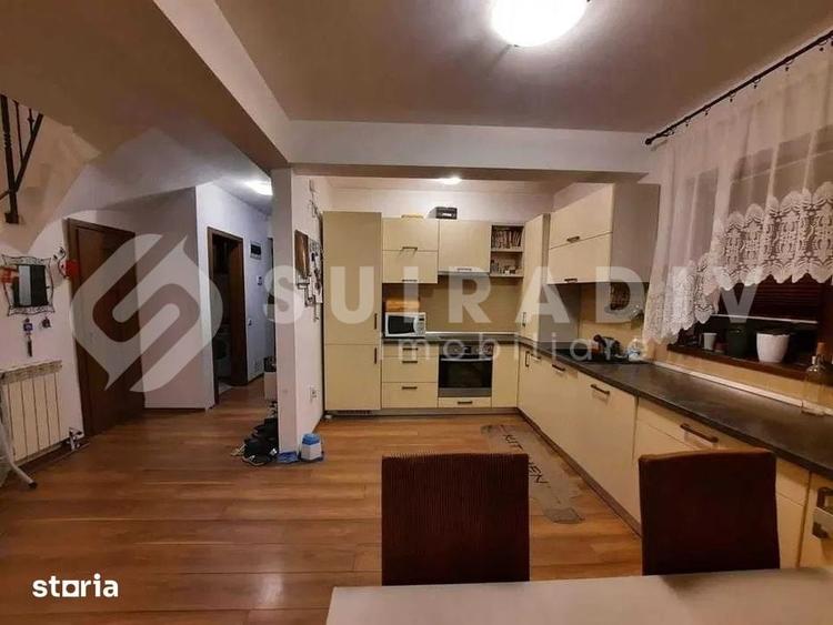 Casă cu 5 camere cu Teren 250 Mp în Florești