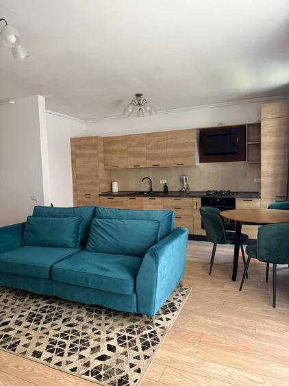 Apartament cu 2 camere semidecomandat în Ultracentral