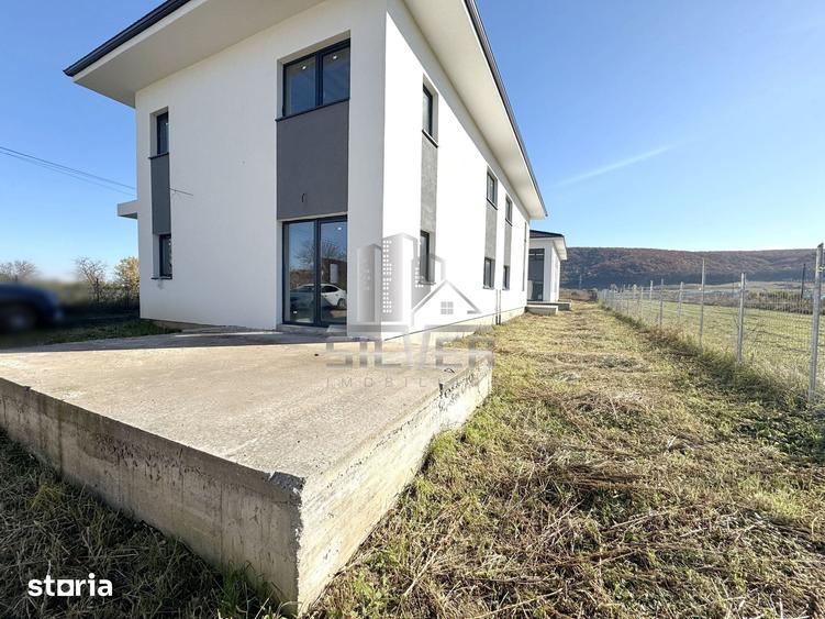 Casă cu 4 camere cu Teren 220 Mp în Gilău