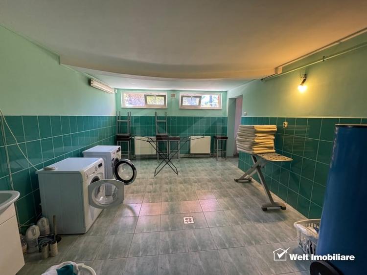 Casă individuală cu 5 camere cu Canalizare în Făget