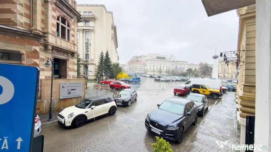 Apartament cu 3 camere semidecomandat în Calea Victoriei