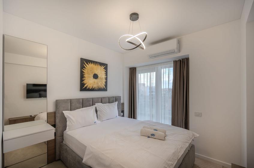 Apartament cu 3 camere decomandat în Mamaia-Sat