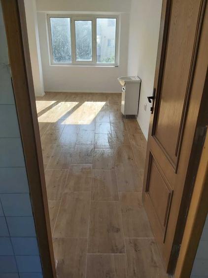 Spațiu comercial, de 20 mp, în Central