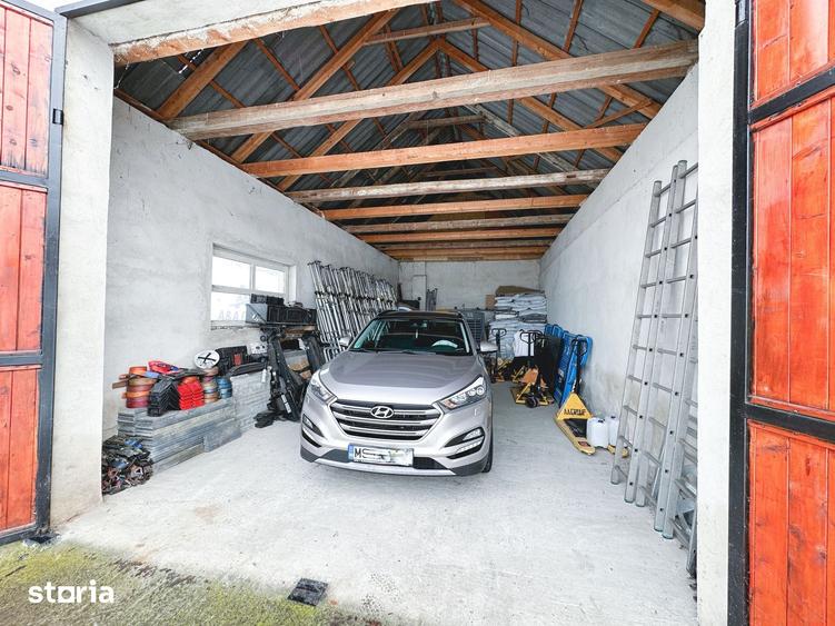 Spațiu comercial, de 500 mp, în Adămuș