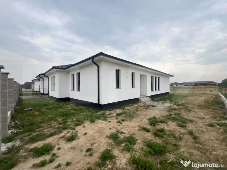 Casă cu 4 camere cu Teren 460 Mp în Central