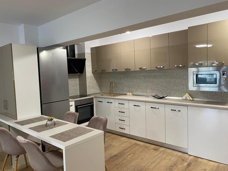 Apartament cu 2 camere decomandat în Dosu Bricii