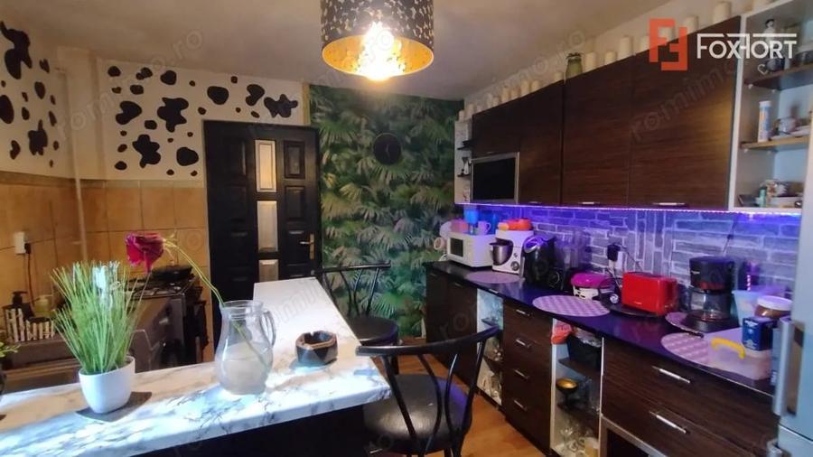 Casă cu 4 camere cu Teren 902 Mp în Ronaț