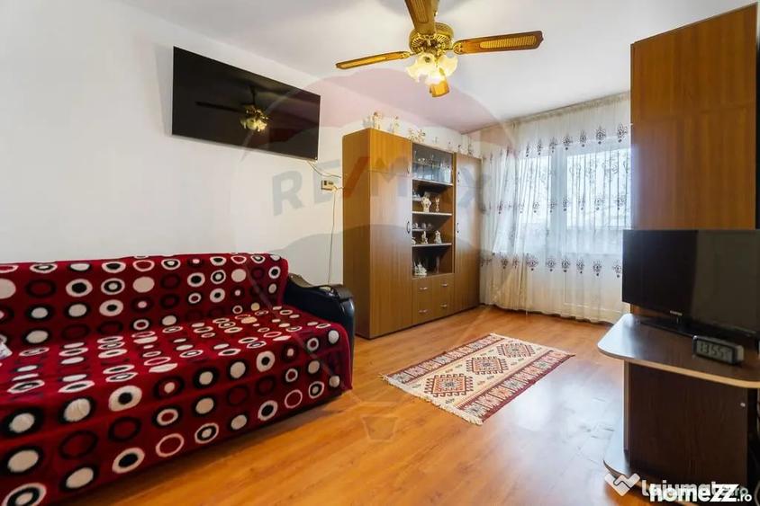 Apartament cu 2 camere decomandat în Craiter