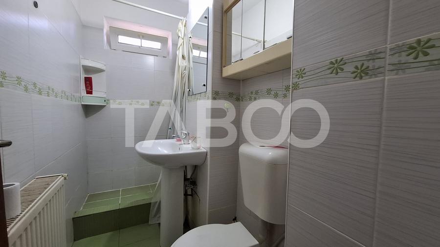 Apartament cu 2 camere semidecomandat, mobilat în Mihai Viteazul